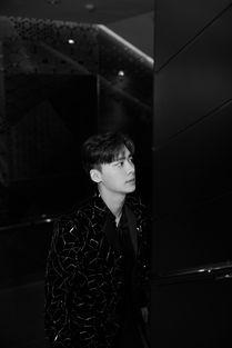 李易峰短视频,展现明星魅力与生活瞬间